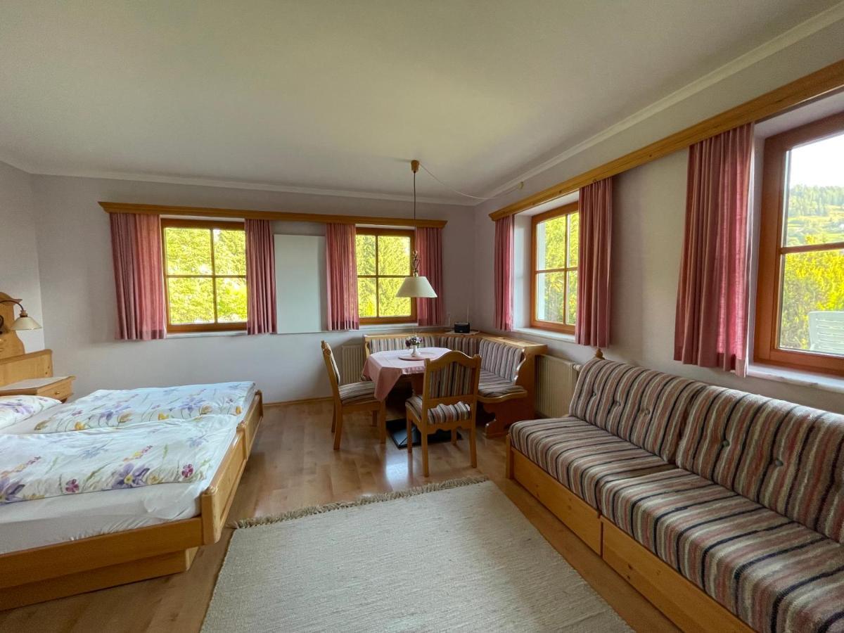 Ferienhaus Alpenblick Krakauschatten Ngoại thất bức ảnh