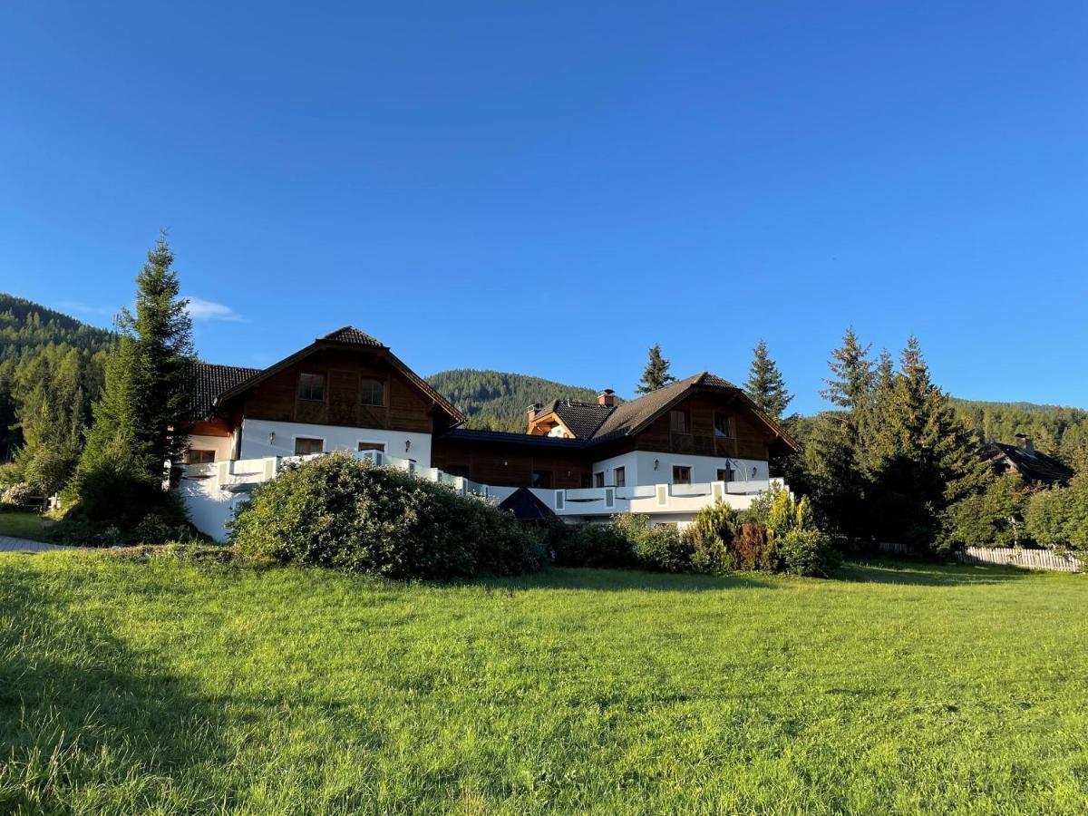 Ferienhaus Alpenblick Krakauschatten Ngoại thất bức ảnh